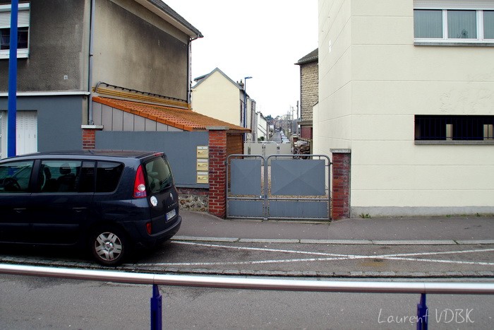 Sotteville-lès-Rouen - Rue J Cécille angle Garibaldi vue de la station de métro