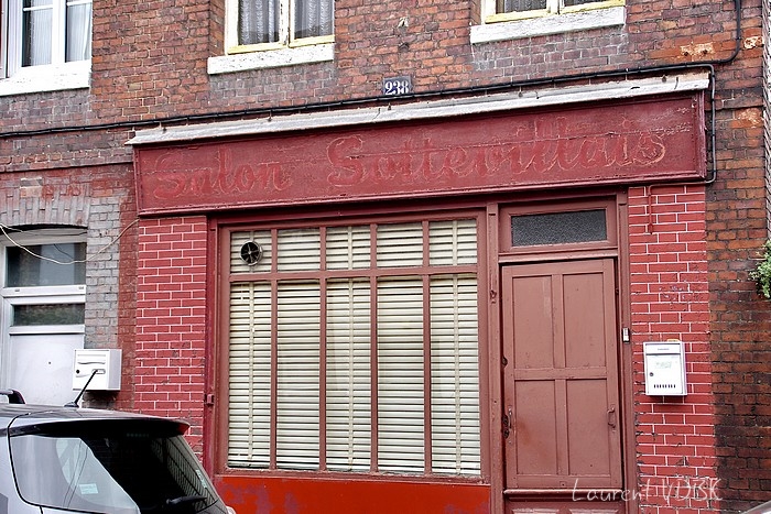 vieille enseignes coiffure salon sottevillais rue de Paris à Sotteville-lès-Rouen