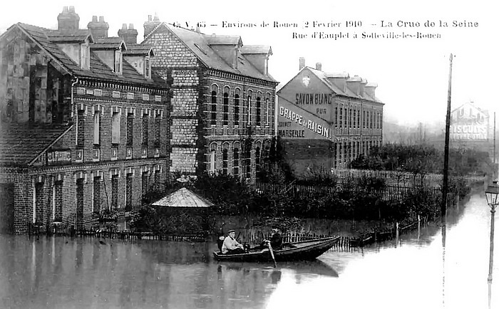 Crue de la Seine en 1910 à Sotteville-lès-Rouen (rue d'Eauplet et chemin du Halage)
