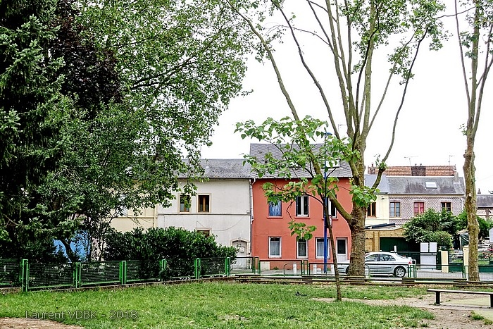 Cour de l'école Franklin-Raspail et Rue Raspail - Sotteville-lès-Rouen