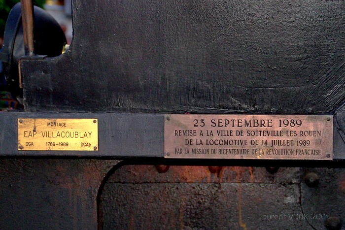 Plaque de la locomotive du Bicentenaire de la révolution - Réplique en bois peint de la locomotive Pacific 231