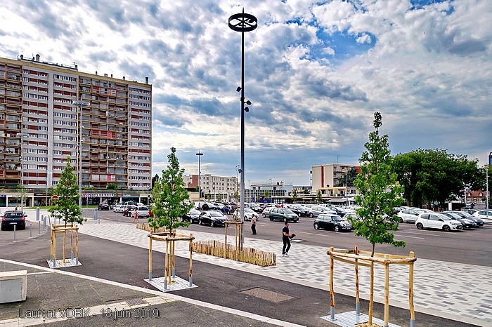 Sotteville : La place de l'Hôtel de Ville rénovée