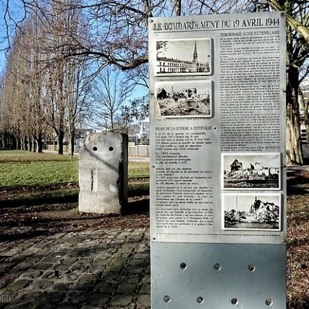 Stèle en mémoire des victimes du bombardement du 19 avril 1944 à Sotteville-lès-Rouen