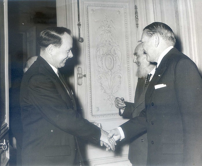 Roland Tafforeau et le président René Coty