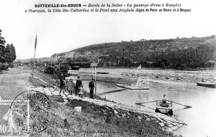 Carte postale ancienne du passage d'eau d'Eauplet à Sotteville-lès-Rouen