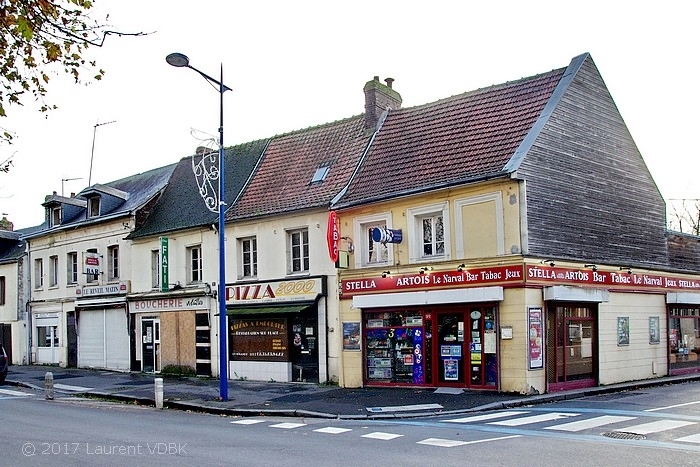 Angle des rues Raspail et Victor Hugo à Sotteville-lès-Rouen (bar le Narval)