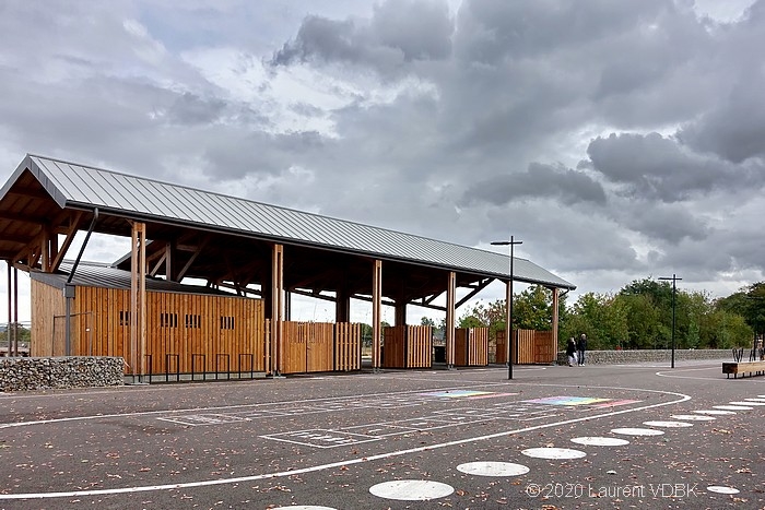 L'entrée du Champ des Bruyères