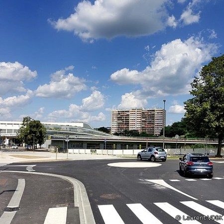 Nouveau rond-point au carrefour des rues Léon Salva, Libération et Trianon à Sotteville-lès-Rouen