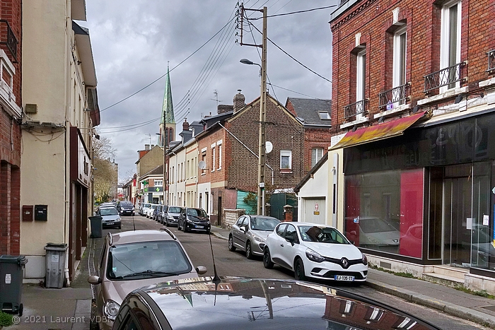 Commerces abandonnés rue de Paris à Sotteville-lès-Rouen