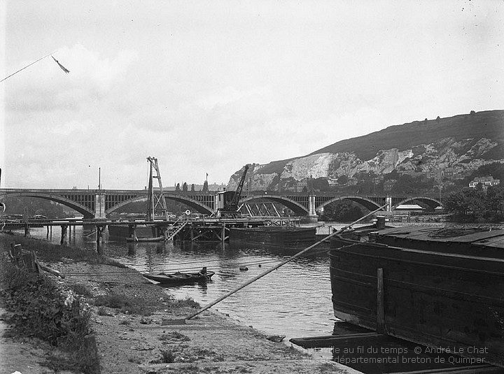 Début des travaux d'étayage pour la construction du nouveau Pont aux Anglais sur la Seine, Sotteville-lès-Rouen