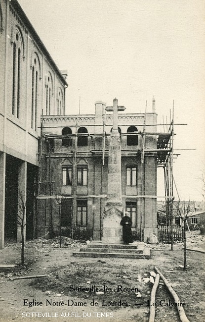 Construction du presbytère de l'église Notre-Dame de Lourdes à Sotteville-lès-Rouen